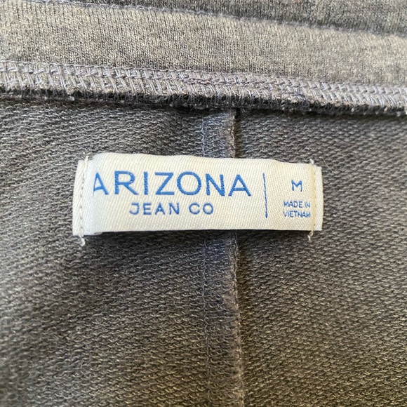 EUC Cherry Print Lounge Shorts - Picture 7 of 7